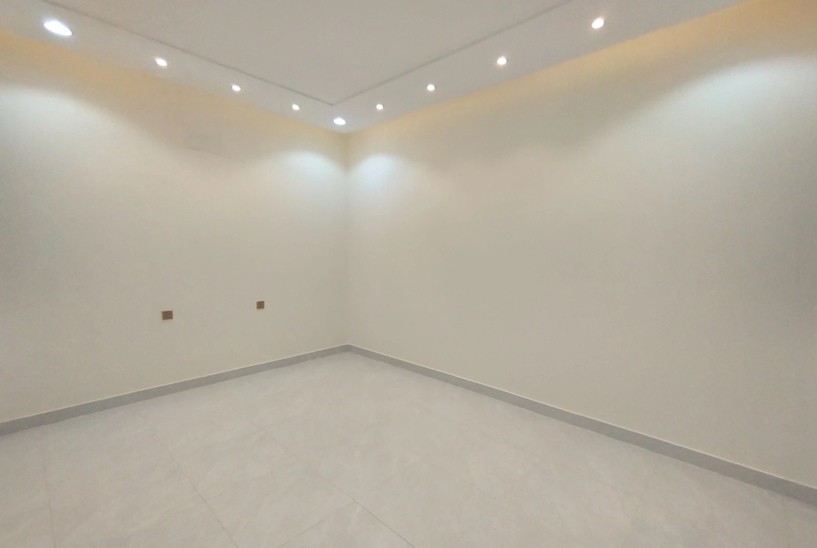 شقة للبيع في خميس مشيط خلف الالماني