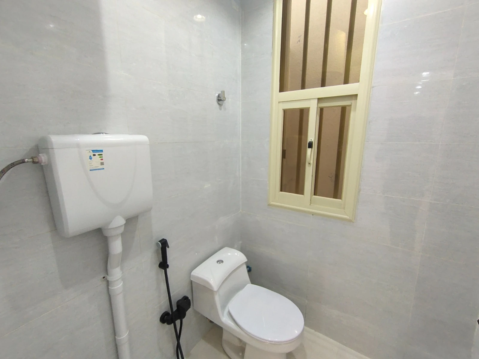 دورات مياه فاخرة في شقق خميس مشيط